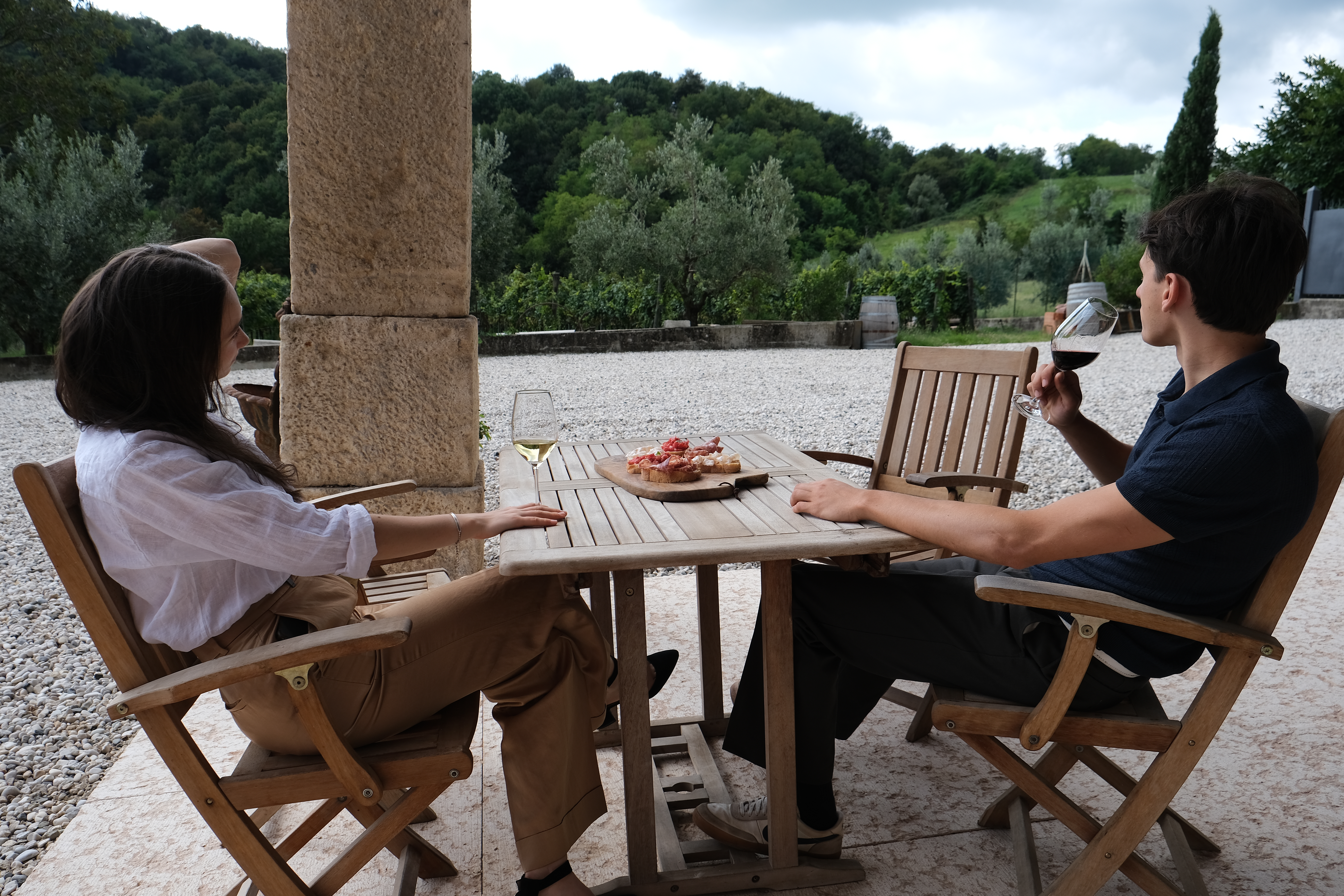 Degustazione sotto il portico